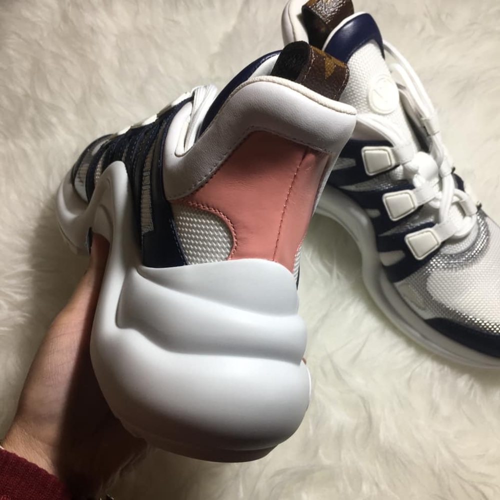 Louis Vuitton Archlight Sneakers - Picture 3 of 4